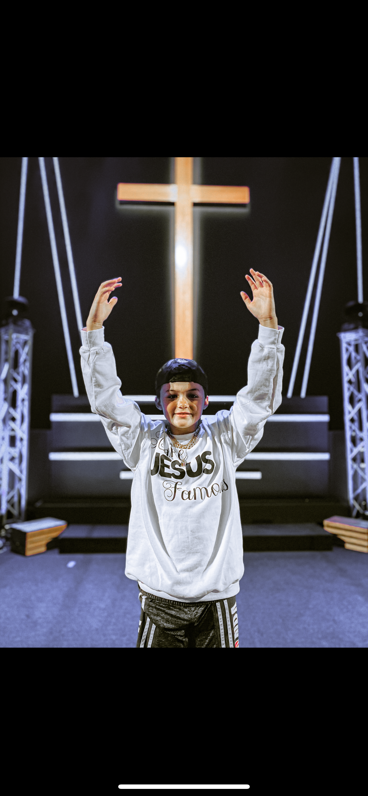 Youth Make Jesus famous